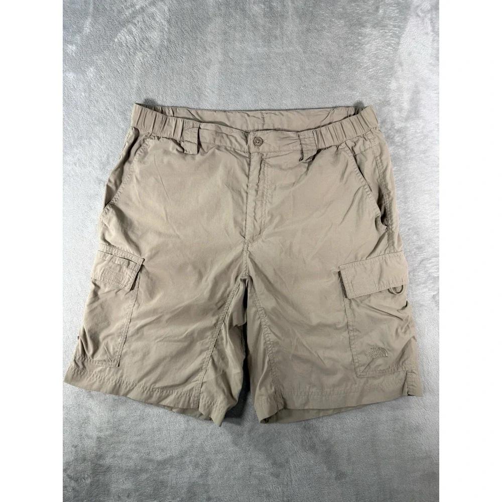 The North Face Shorts Mens Large Tan Cargo Nylon Hiking Outdoor